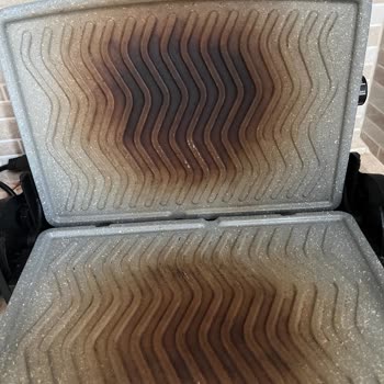 Korkmaz Tost Makinesinin Plakaları Soyuluyor, Ücretsiz Değişim İstiyorum