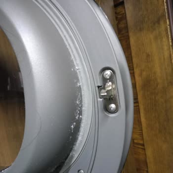 Samsung Kurutma Makinesinde Kapak Tüylenmesi Ve Haksız Servis Ücreti