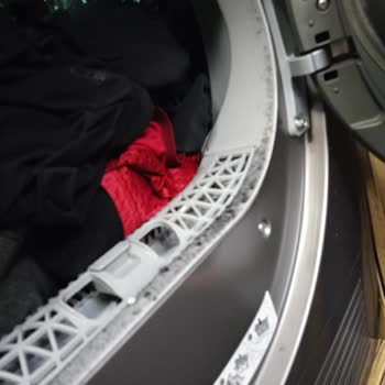 Samsung Kurutma Makinesinde Kapak Tüylenmesi Ve Haksız Servis Ücreti