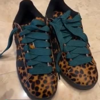Adidas Lütfen Bu Ayakkabının Çözümünü Bulun!