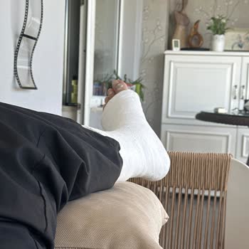 Sağlık Sorunu Nedeniyle İptal Edilmeyen Otel Rezervasyonu İçin Tam İade Talebi