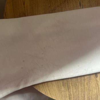 Oxy Sıvı Deterjanı Çamaşırlarımda Kalıcı Lekeler Bıraktı