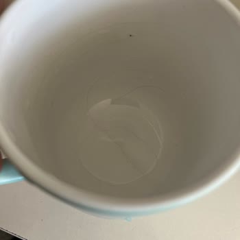 Kupa Bardakta Çizgili Çatlaklar Ve İade Talebi