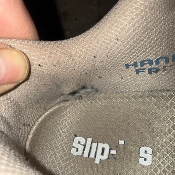 Skechers Ayakkabısında 8 Ay Sonra İç Topuk Astar Yırtılması Ve Değişim Talebi