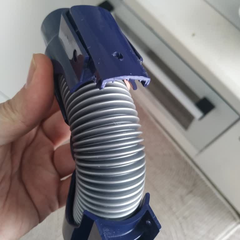 Sinbo Süpürge Kilidi Kırıldı, Müşteri Hizmetlerinden Yanıt Gelmedi