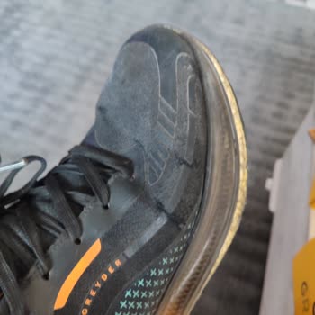 Garanti Kapsamındaki Ayakkabının Kısa Sürede Açılması Ve Mağazanın Kullanıcı Hatası İddiası