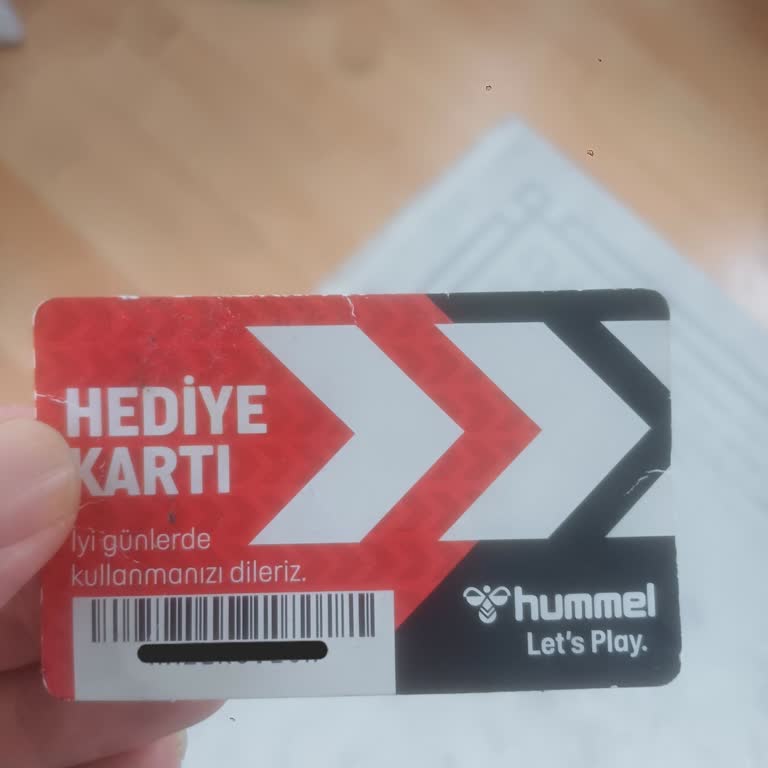 Hummel Müşteri Hizmetlerinden Bilgisiz Ve Kaba Tutum