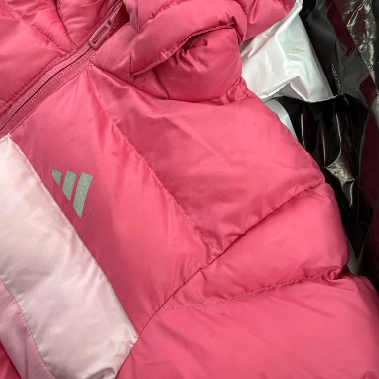 Adidas Montunda Renk Solması Sorunu Ve Kullanıcı Hatası İddiası
