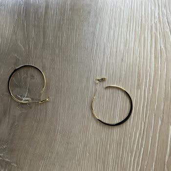 Küpe İlk Denemede Koptu Mağaza Sorumluluğu Reddetti Ve Çözüm Sunmadı