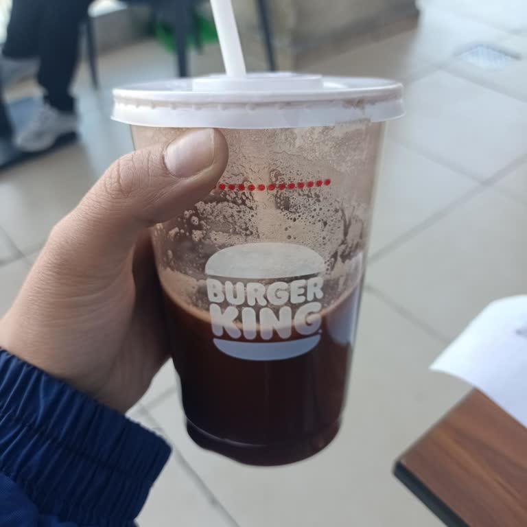 Burger King Buzlu Çikolatalarında Lezzet Sorunu Ve İade Talebi