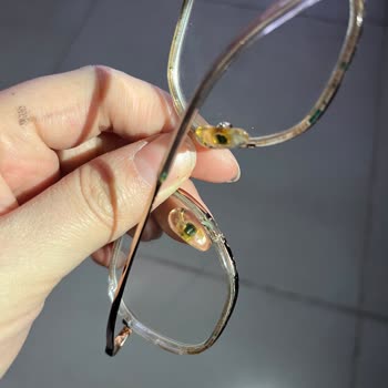 Garanti Kapsamında Gözlük Sap Kopması Ve Çerçeve Soyulması