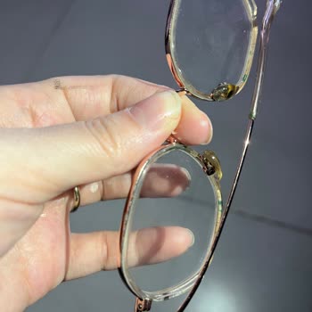 Garanti Kapsamında Gözlük Sap Kopması Ve Çerçeve Soyulması