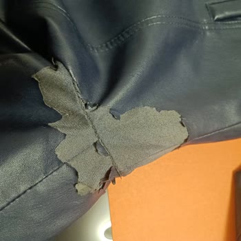 Pierre Cardin Giyim Deri Montlarda Hızlı Dökülme Sorunu Ve İade Talebi