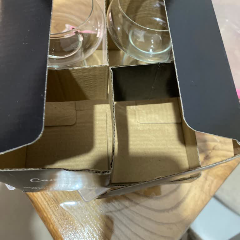 Raf Düzeni Hatası Nedeniyle Kırılan Bardak İçin Haksız Ücret