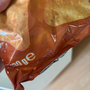 Şok Mağazasında Patlamış Cipsin Zımbalanarak Satılması Hijyen Ve Sağlık Riski