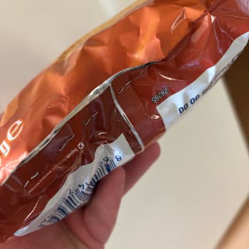 Şok Mağazasında Patlamış Cipsin Zımbalanarak Satılması Hijyen Ve Sağlık Riski