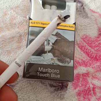 Marlboro Touch Blue’da Odun Parçaları Çıktığı İçin Ciddi Güvenlik Sorunu