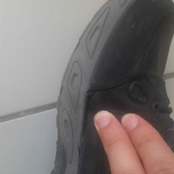 Ayakkabının Tabanı Açıldı, 2 Aylık Garanti Ve Fatura Farkı