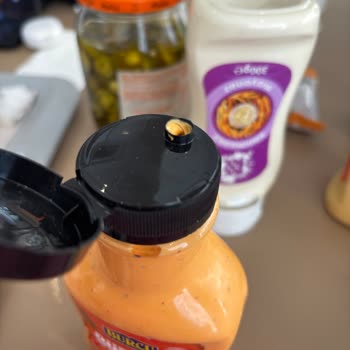 Sos İçinde Kıl Ve Hijyen Sorunu, Markanın Engelleme Tepkisi