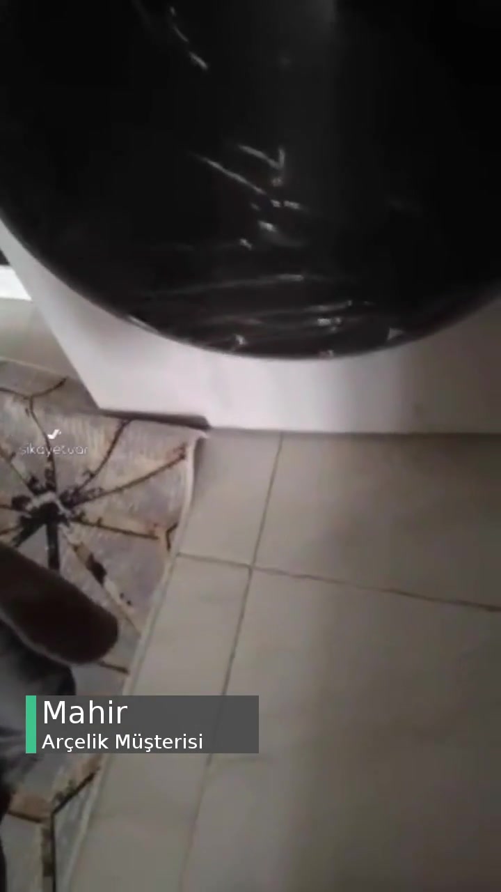 Arçelik Çamaşır Makinesi Yürüyor, Çok Ses Çıkarıyor videonun kapak resmi