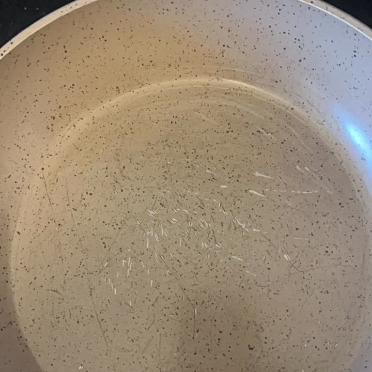 Gülsan Granit Tava Kaplamasındaki Çizikler Ve İletişim Eksikliği