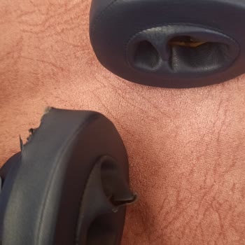 JBL 720BT Kulaklık Pedleri Kısa Sürede Yırtıldı, Ücretsiz Onarım Talebi