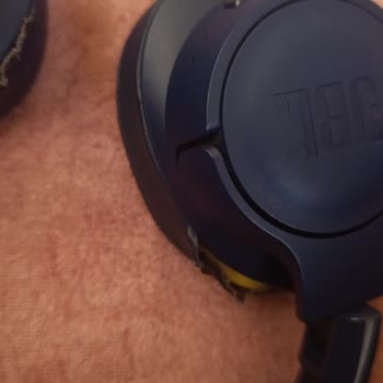 JBL 720BT Kulaklık Pedleri Kısa Sürede Yırtıldı, Ücretsiz Onarım Talebi