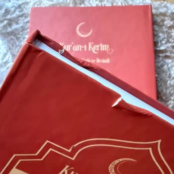 Bereket Renk Hasarlı Kitapların Geri Gönderilememesi Ve Uygunsuz İçerik