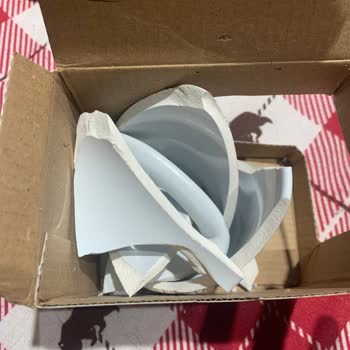 Yurtiçi Kargo'dan Gelen Kırık Fincan İçin Tazminat Talebi