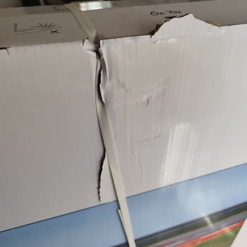 Kırık Camlı Televizyonun Değiştirilmesi Ve Sürecin Hızlandırılması Talebi