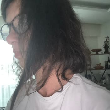 İstenmeyen Kısa Kesim Ve Bozulan Kalıcı Kıvırcık İşlemi