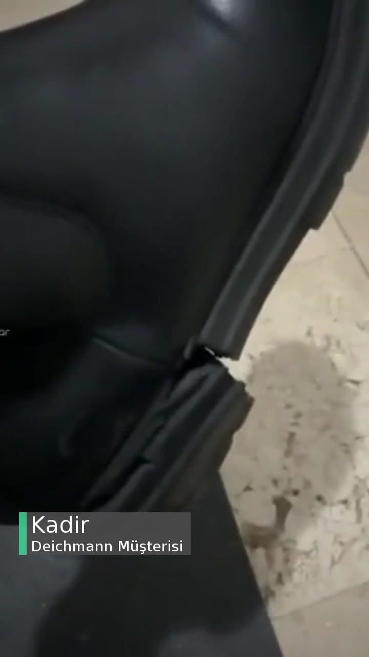 Deichmann Bot Yarılması videonun kapak resmi