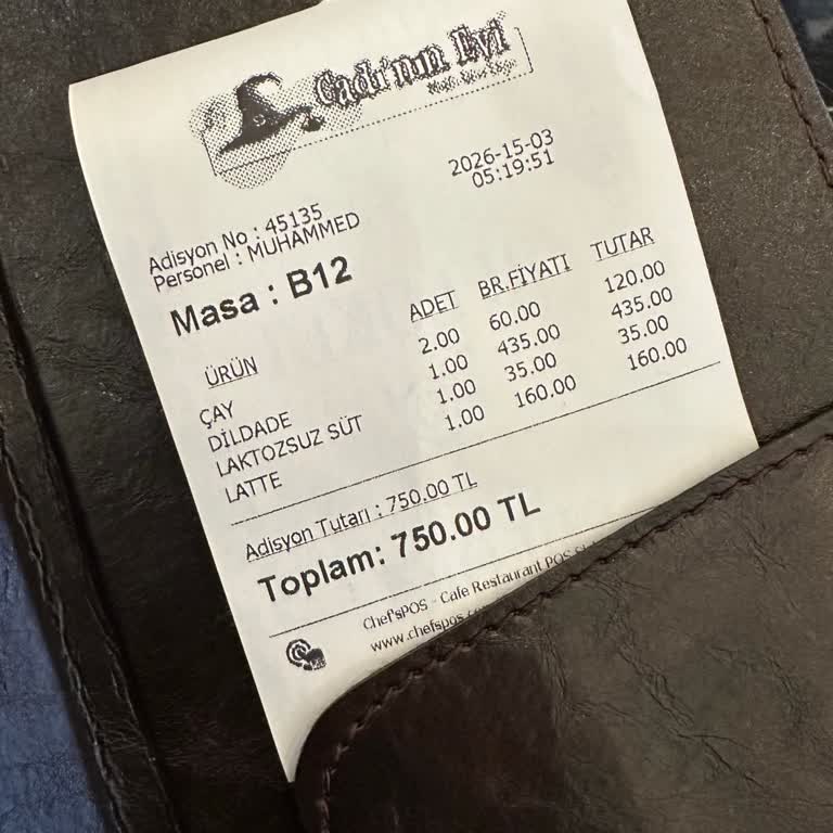 Velux AVM’de Garsonun Saygısız Tutumu Ve Gizli Laktozsuz Süt Ücreti