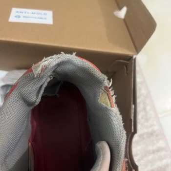 FLO Mağazasında Kısa Sürede Deforme Olan Çocuk Ayakkabısı İçin Ücretsiz Değişim Talebi