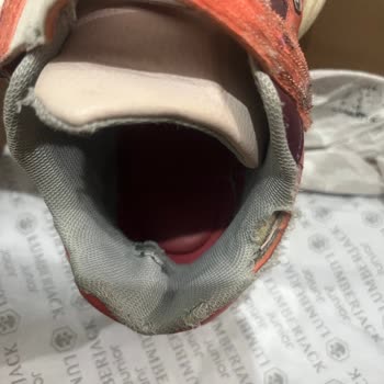 FLO Mağazasında Kısa Sürede Deforme Olan Çocuk Ayakkabısı İçin Ücretsiz Değişim Talebi