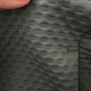 Adidas Mağazasındaki Kalitesiz Sweat Hırka Ve Haksız Sorumluluk Yüklemesi