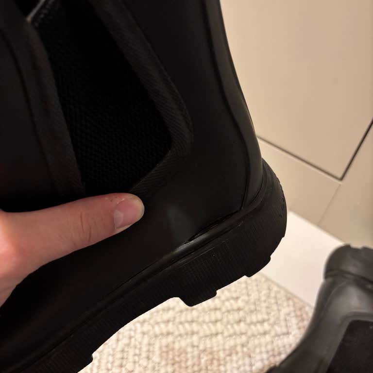 Tommy Hilfiger Botunda Açılma Ve Değişim Reddedildi