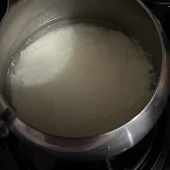 Mis Markasının Yarım Yağlı Sütünde Ani Pütürleşme Ve Çocuk Sağlığı Riski