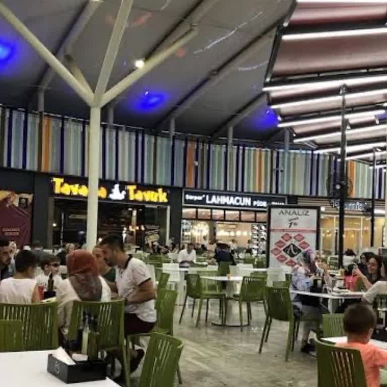 41 Burada Tavuk Dünyası Şubesinde Giriş Reddi, Uzun Bekleme Ve İlgisiz Personel Şikayeti