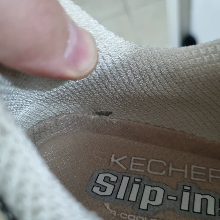 Garanti Kapsamındaki Ayakkabı Yırtılması Kullanıcı Hatası Olarak Reddedildi