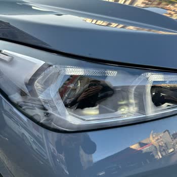 BMW X1'de Sürekli Far Buğulanması Ve Koltuk Potlaşması İçin Değişim Talebi