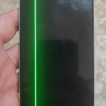 Güncelleme Sonrası Yeşil Çizgi Sorunu Ve Ücretsiz Ekran Değişimi Talebi