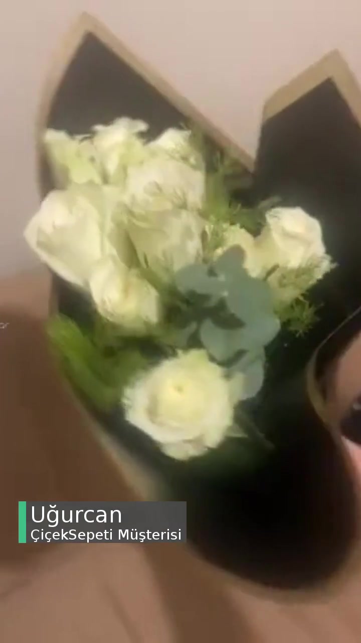 Çiçek Sepeti Beni Küçük Düşüren Çiçek videonun kapak resmi