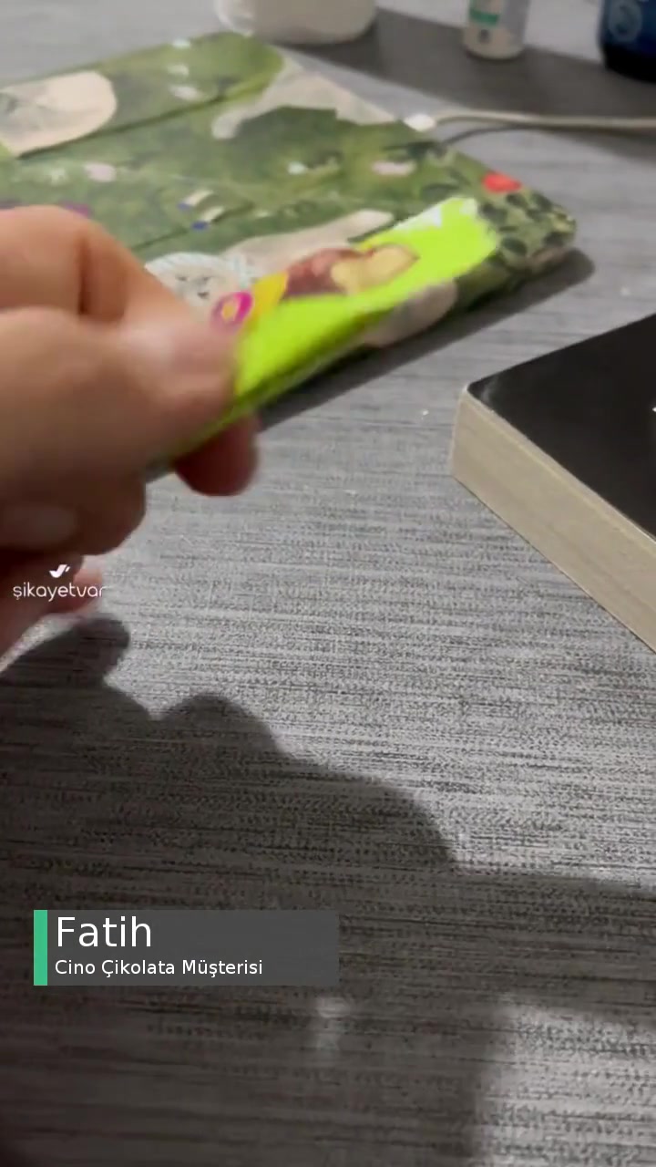 İçi Boş Cino Çikolata! videonun kapak resmi