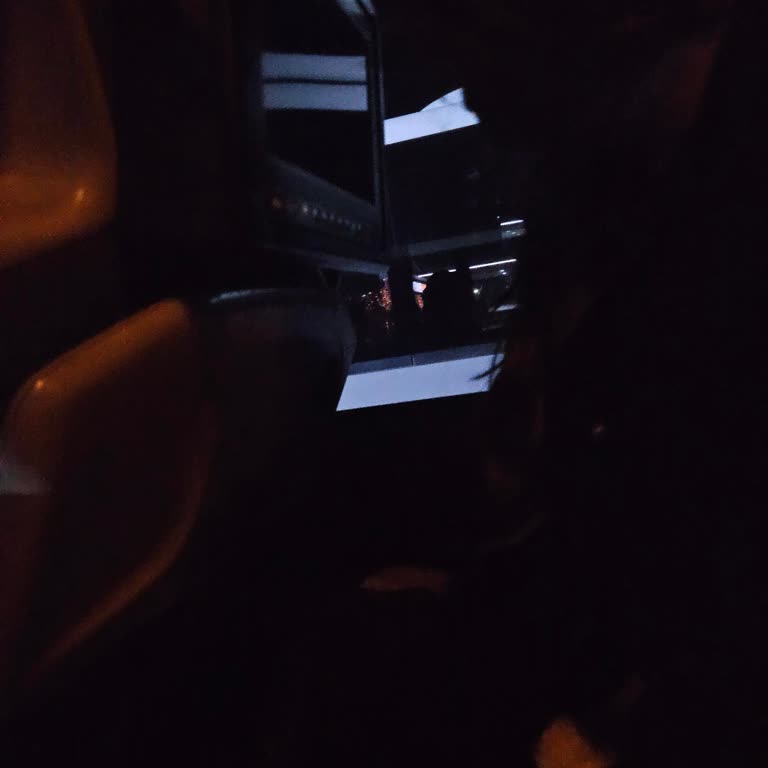 Lüks Aksel Otobüsünde Aşırı Yatabilen Koltuk Ve Personel İhmali