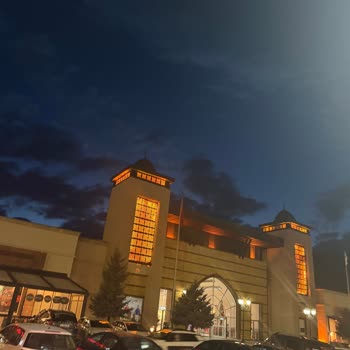 Bozüyük Outlet Mescidinde Halısız Zemin İbadete Saygısızlık