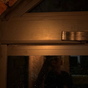 Albert Genau Cam Balkon Servis Gecikmesi Ve Yanıt Almama Şikayeti