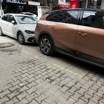 İSKİ Araç Egzozundan Oluşan Hasar Ve Özür Talebi