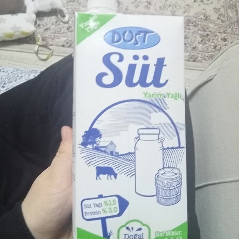 BİM Markette Satılan Dost Sütü Bozuk Kokusuyla Ve Son Kullanma Tarihi Olmadan Satıldı