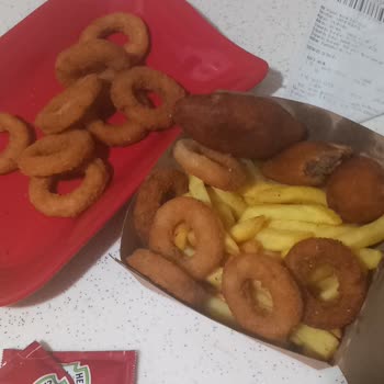 Köfteci Yusuf'ta Eksik Ve Bayat Ürünler Hijyen Ve Kalite Sorunu